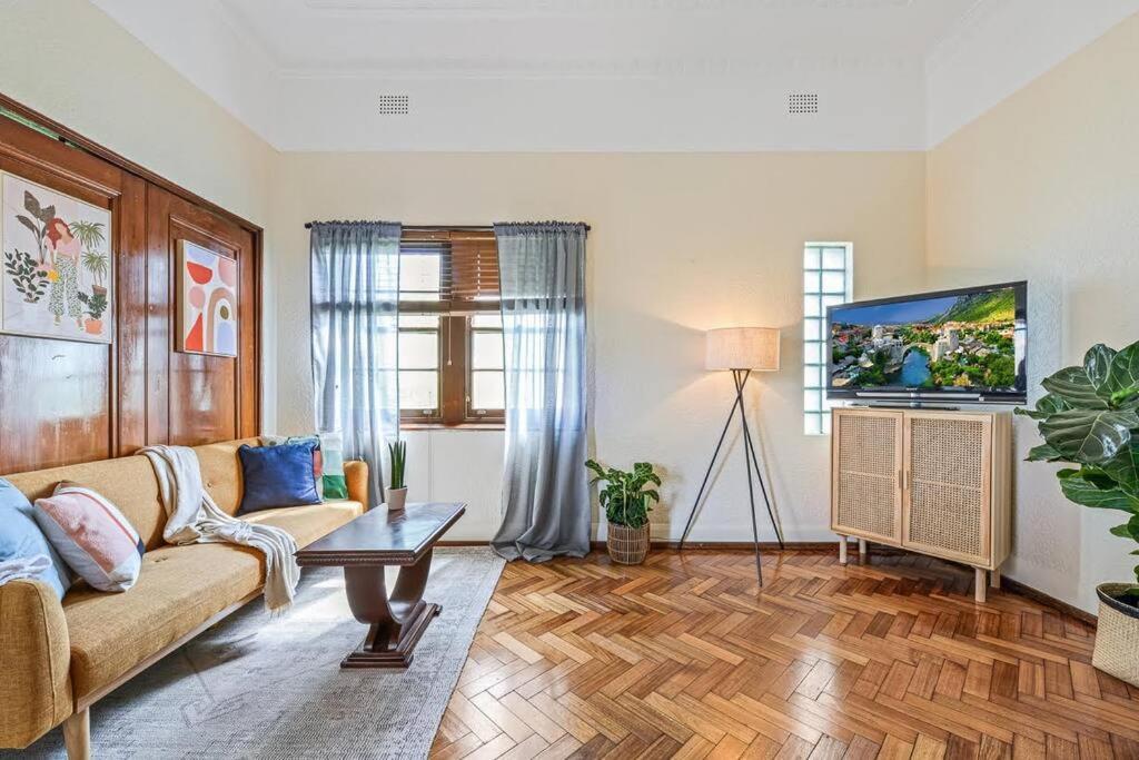 The Hideway In Petersham * Sydney