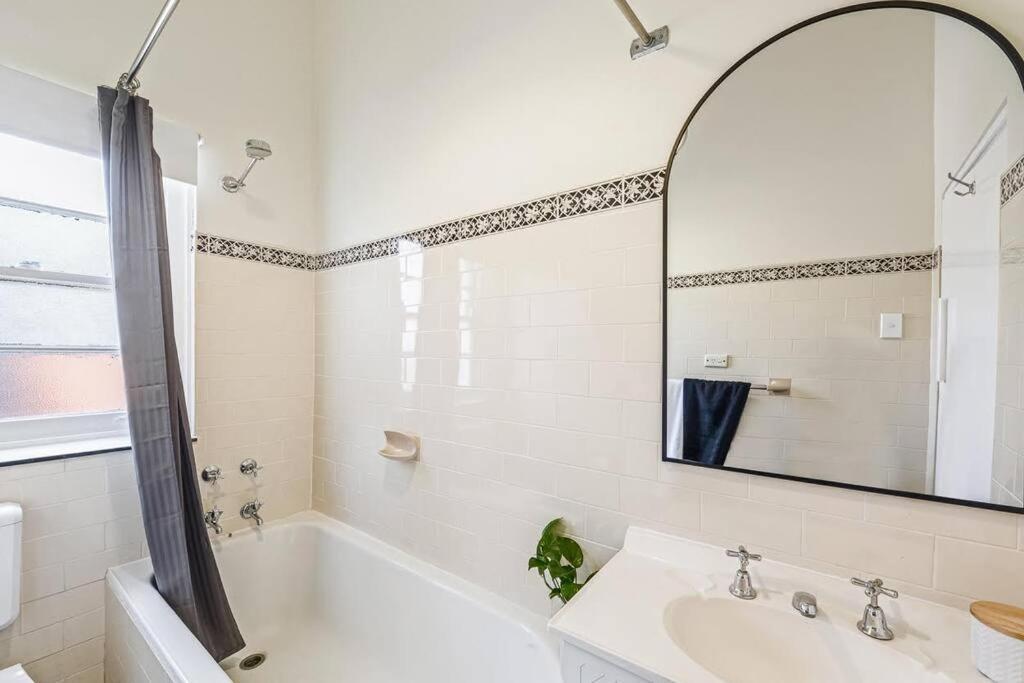The Hideway In Petersham Sydney