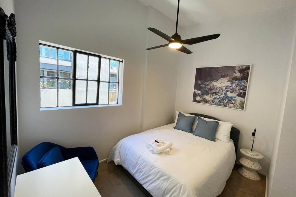Apartment Modern 2 Bedroom Warehouse Conversion Sydney