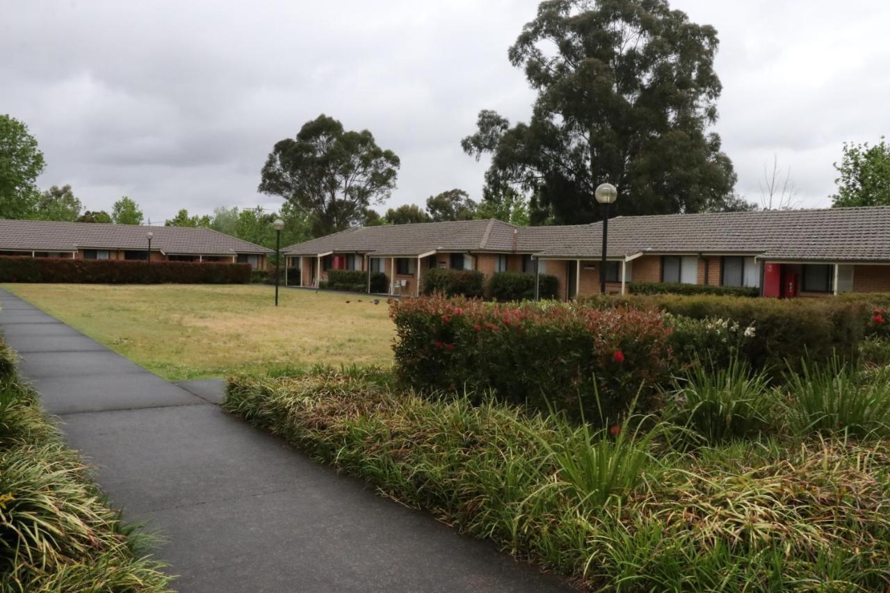 Western Village - Hawkesbury Hostel Sydney