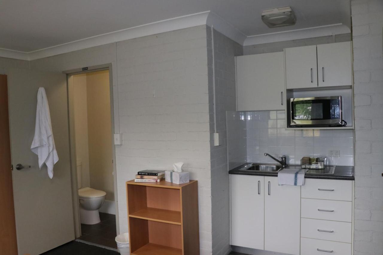 Western Village - Hawkesbury