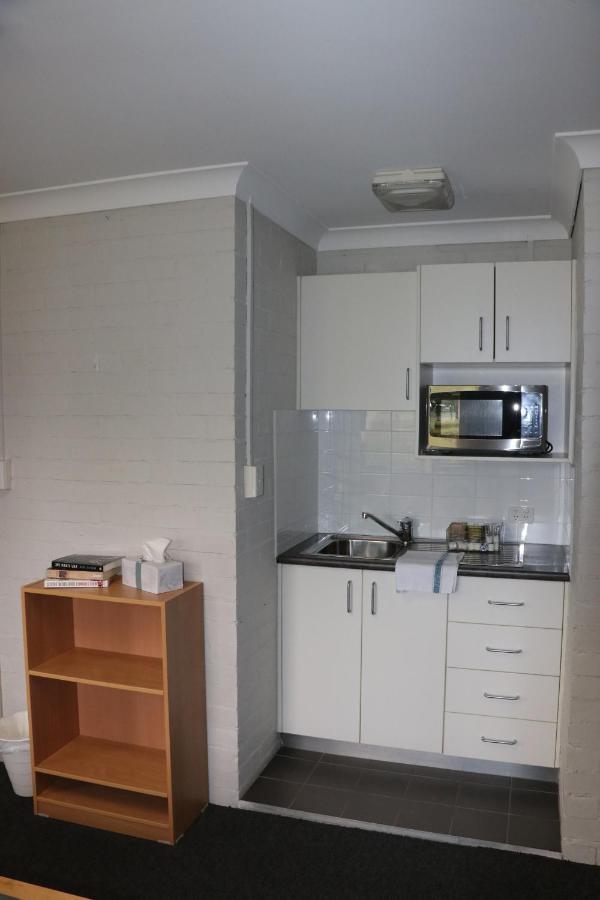 Hostel Western Village - Hawkesbury *