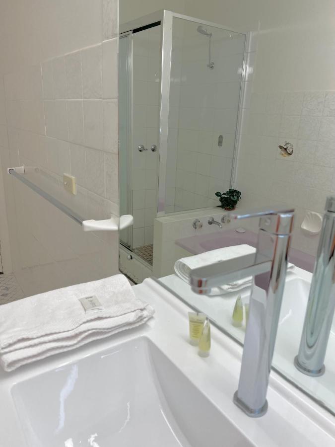 North Ryde Guest house Sydney
