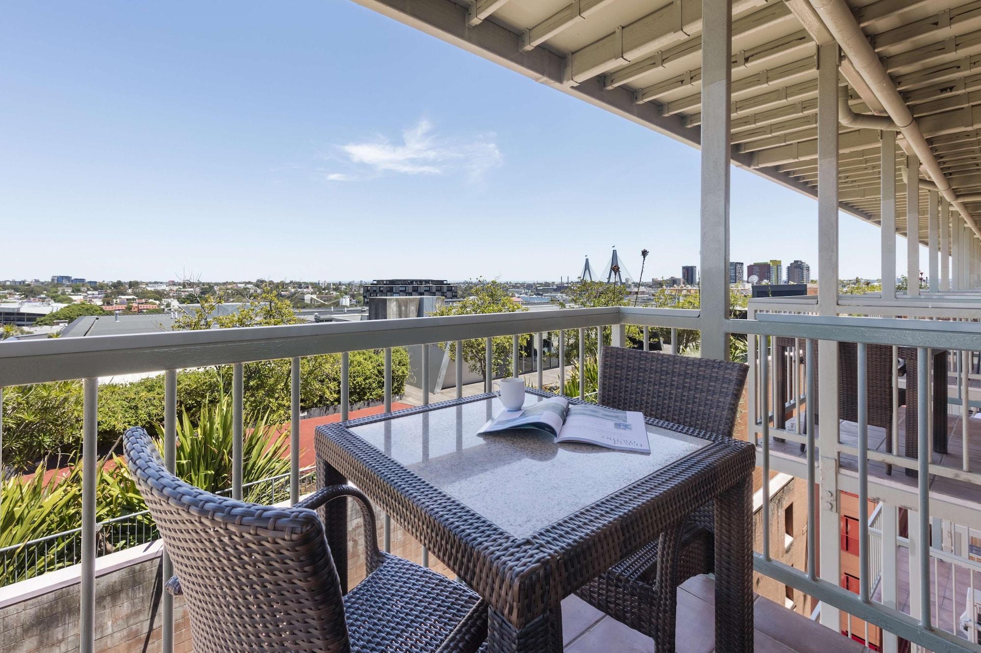 Oaks Goldsbrough Aparthotel 4*