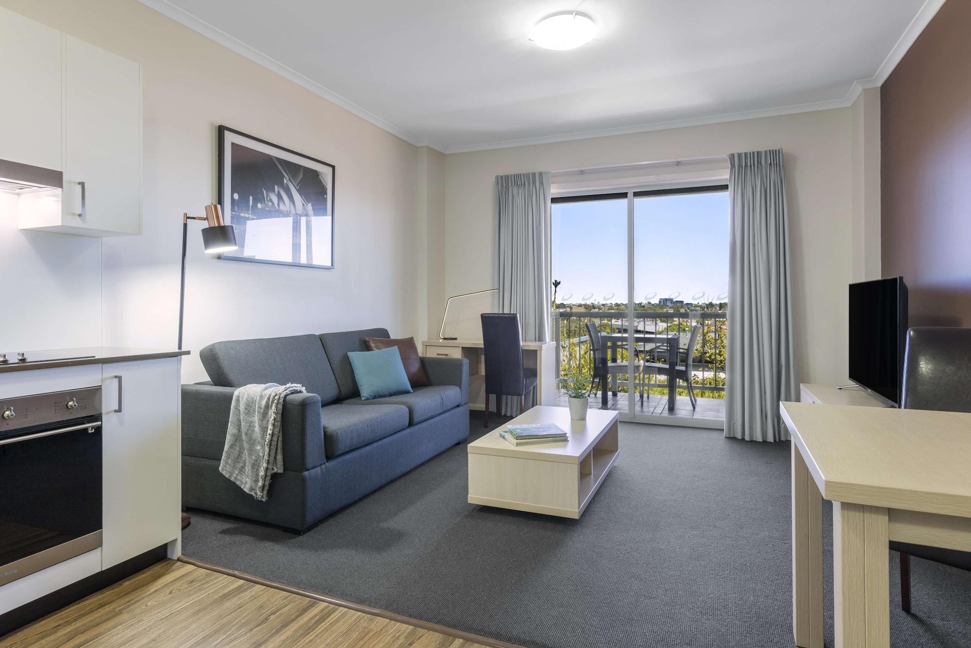 Aparthotel Oaks Goldsbrough 4*