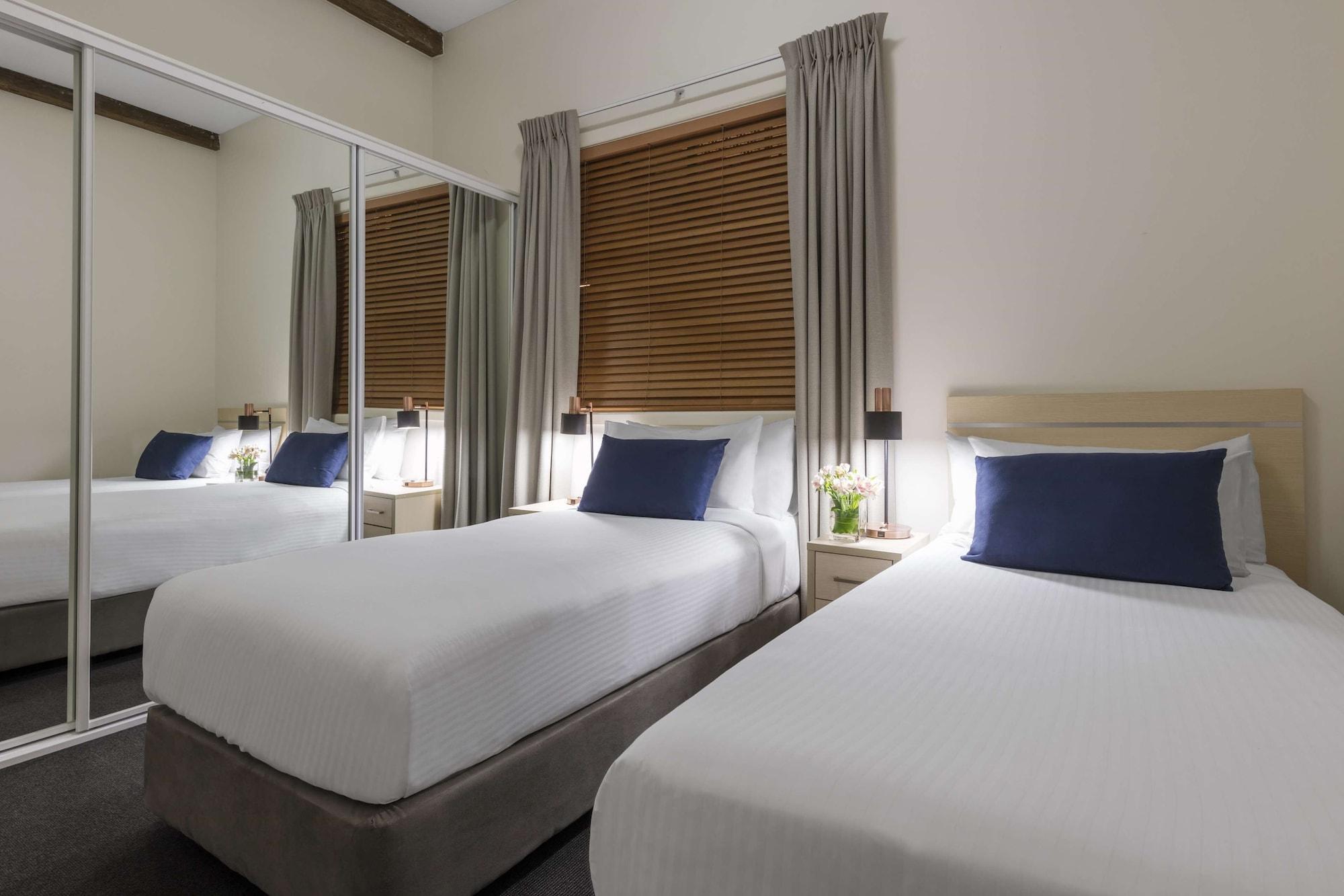 Aparthotel Oaks Goldsbrough 4*