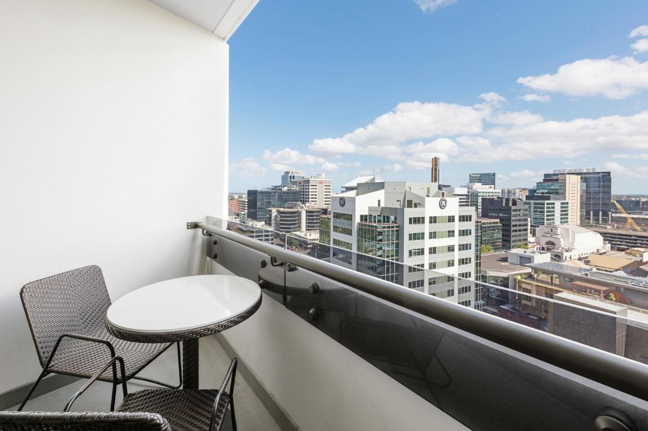 Meriton Church Street, Parramatta Hotel 5*