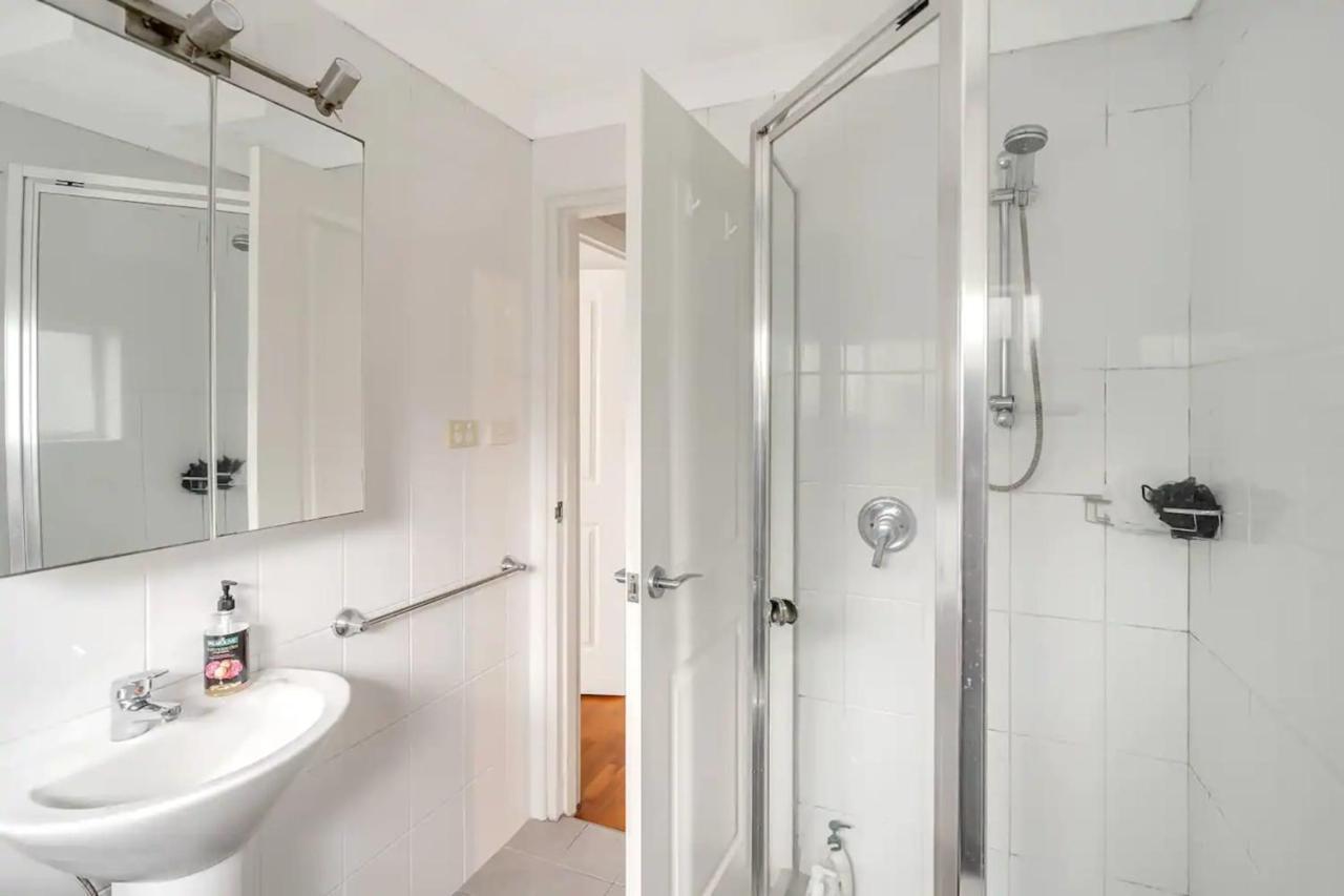 Apartment Bright 1 Bedroom In Lane Cove Sydney