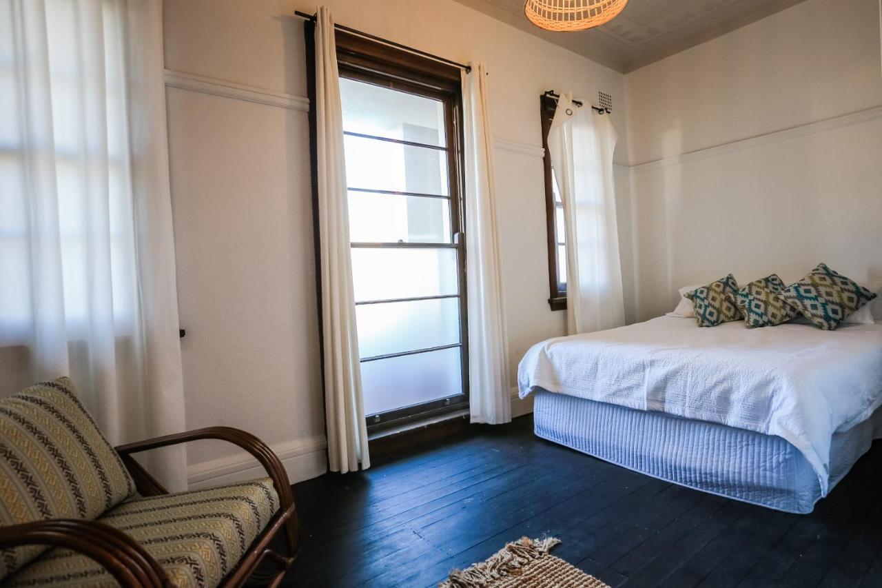Hotel Charing Cross 2*