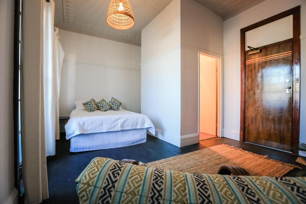 Charing Cross Hotel