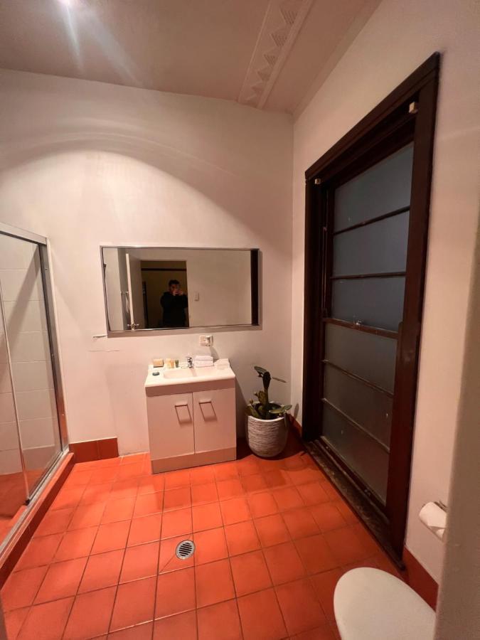Hotel Charing Cross 2*