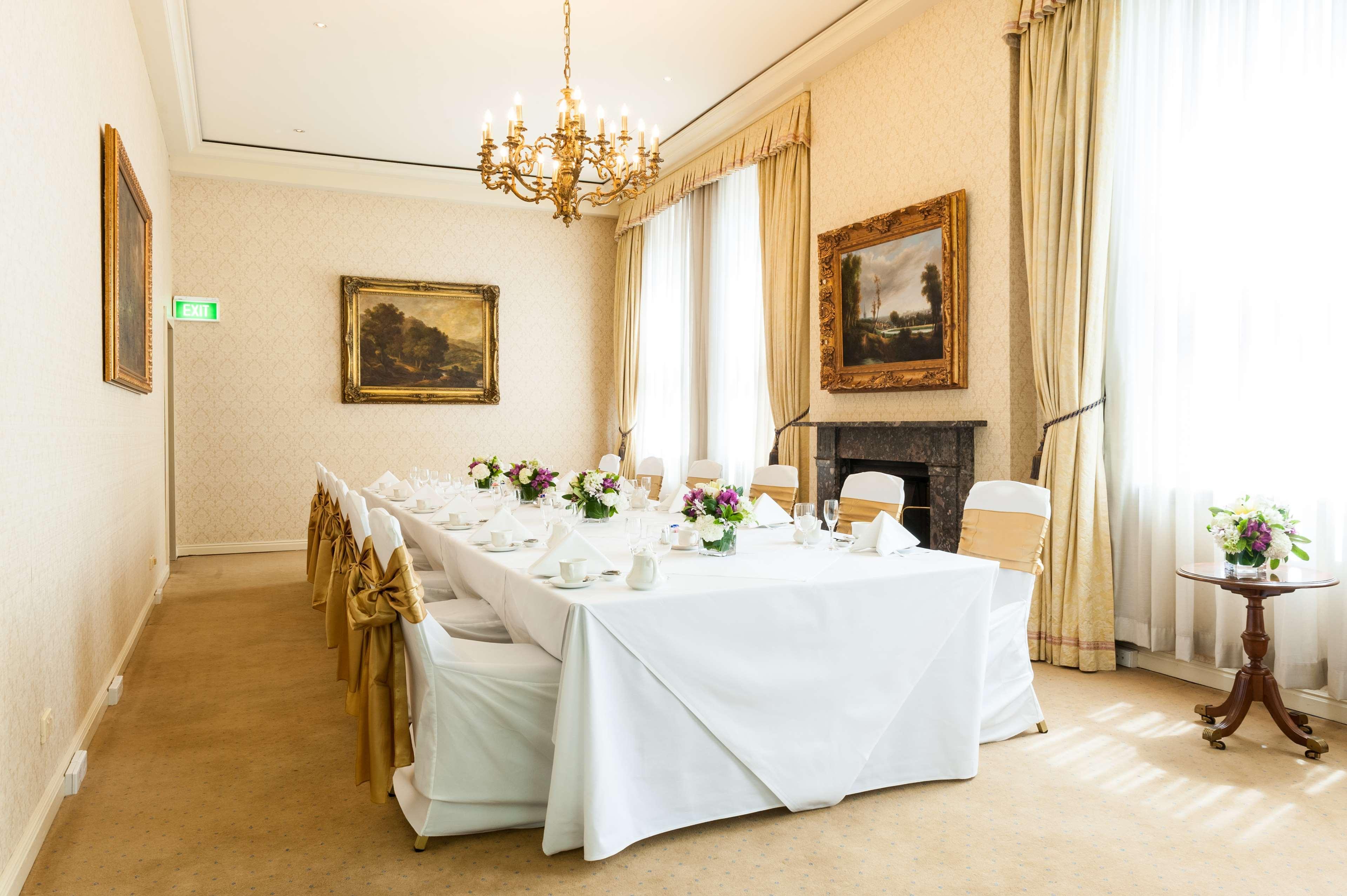 Sir Stamford Circular Quay 5*