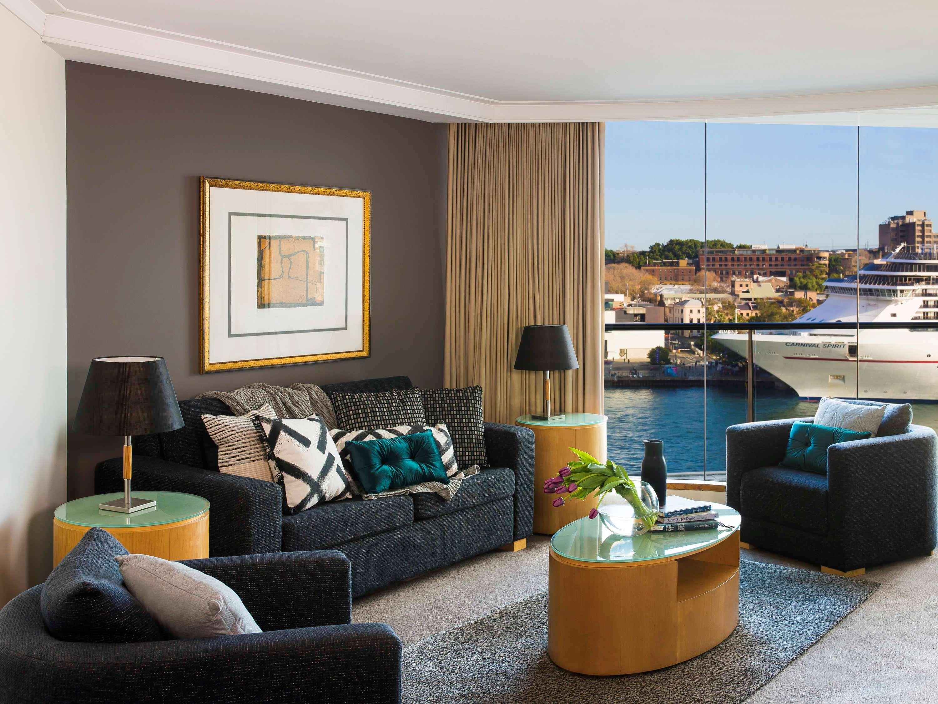 Pullman Quay Grand Harbour Hotel Sydney