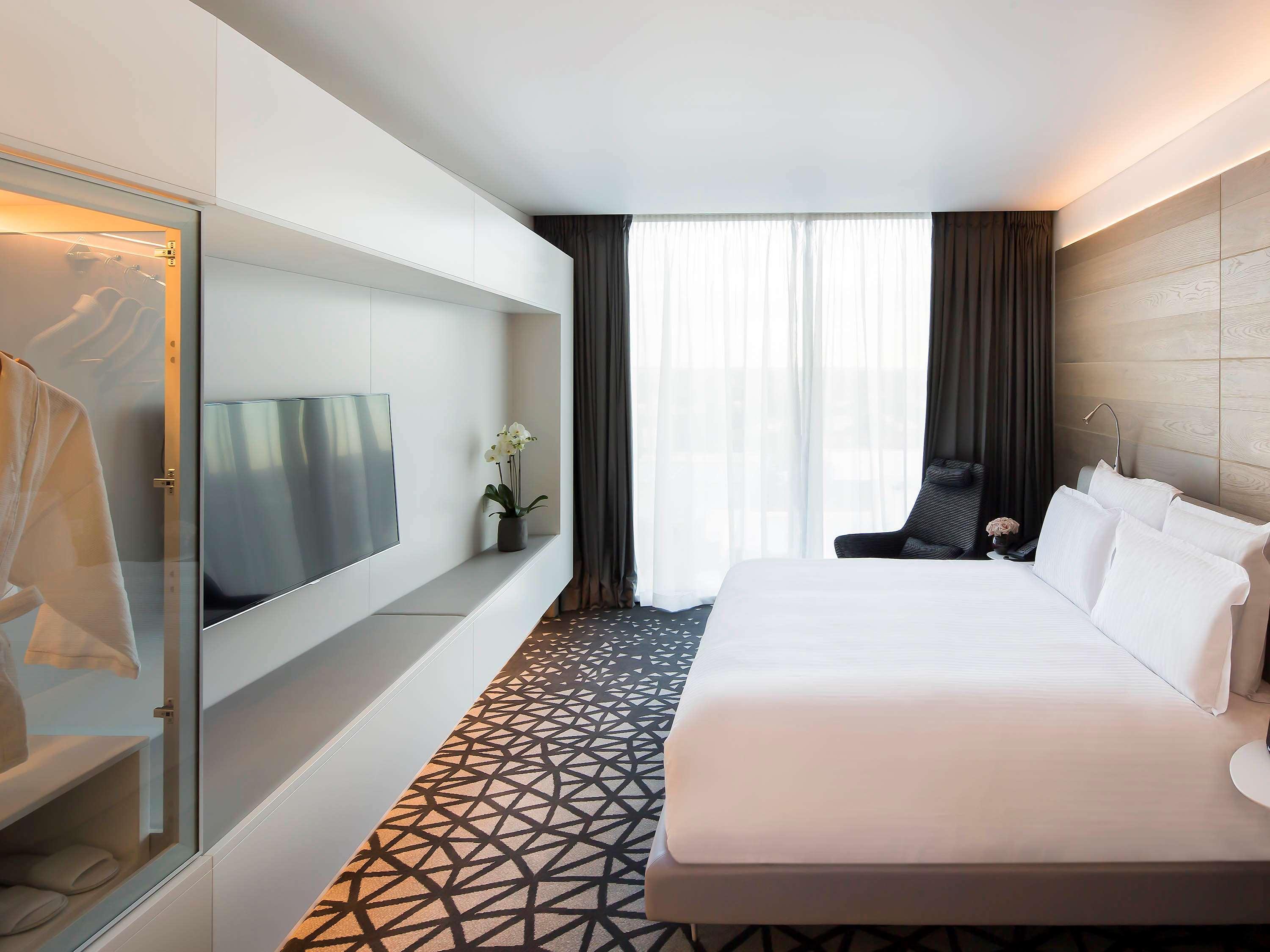 Pullman Airport Hotel