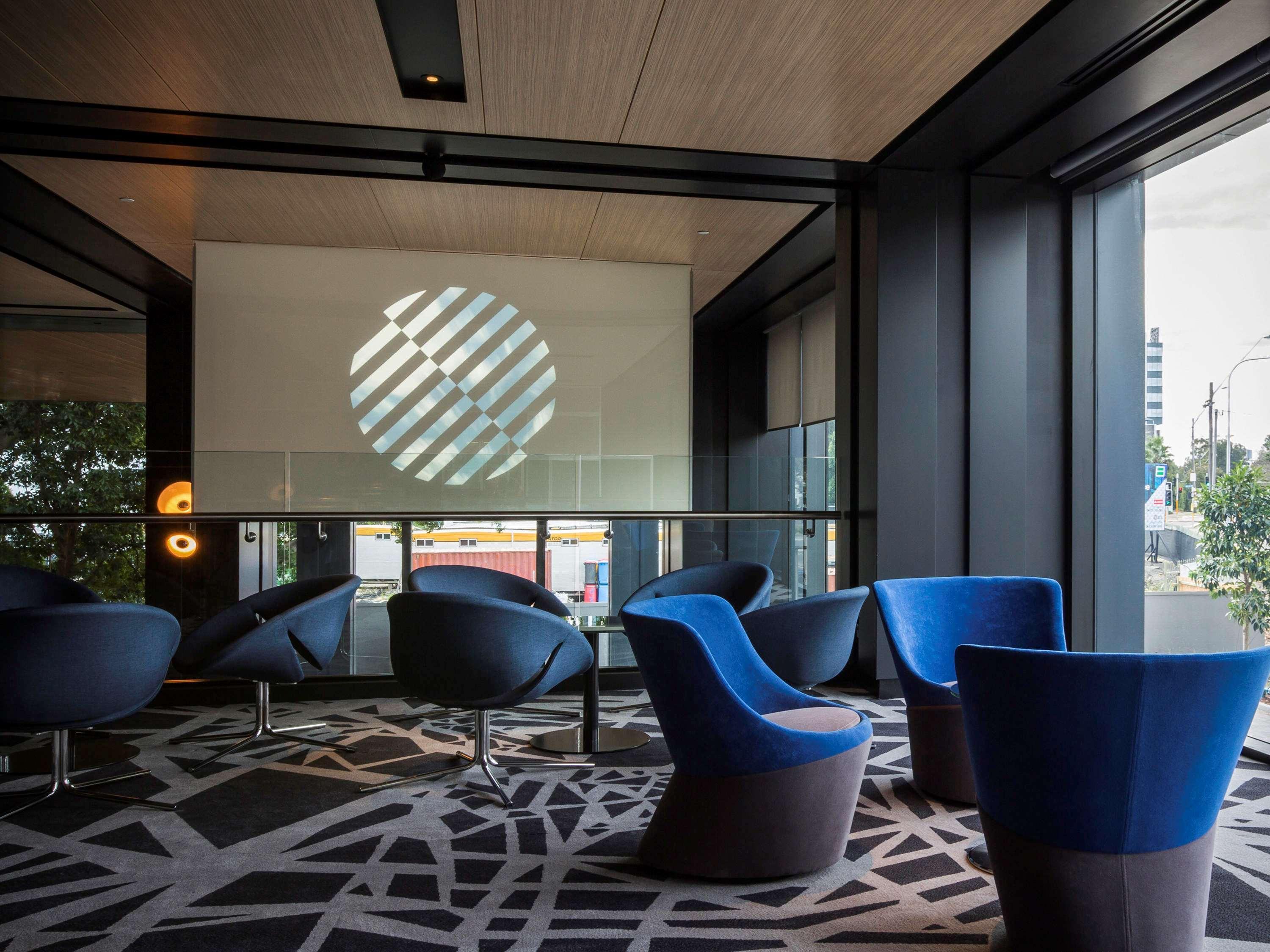 Hotel Pullman Airport 5*