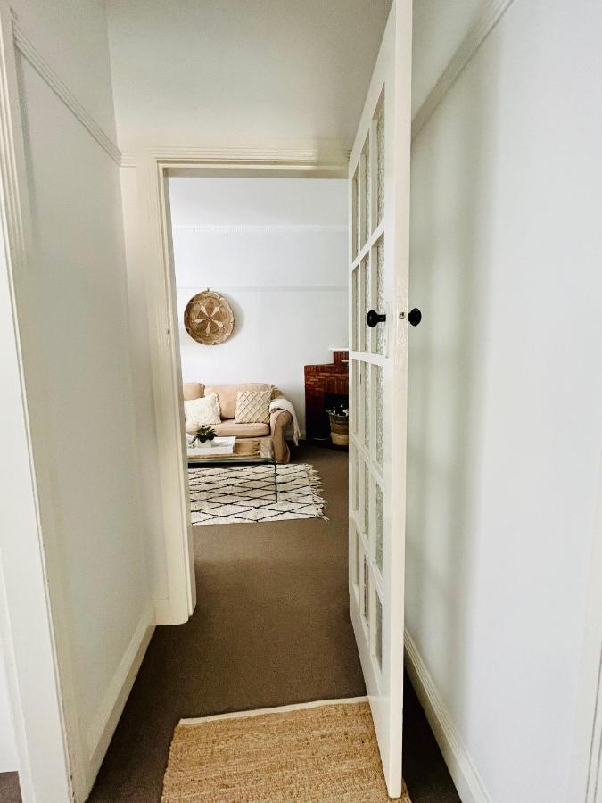 Sunny 2br In Manly - Steps To Beaches, Shops, Cafes