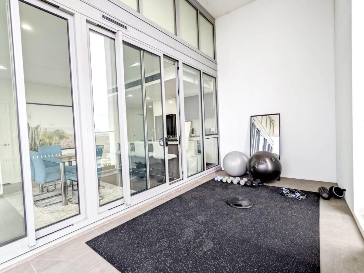 Apartment Grandeur 4 Bedroom Penthouse, With Pool And Private Rooftop Hottub, No Parties! Sydney