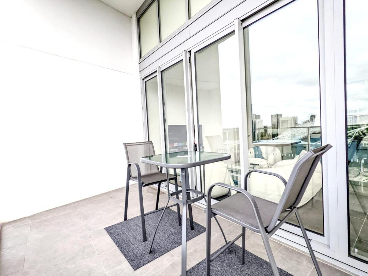 Grandeur 4 Bedroom Penthouse, With Pool And Private Rooftop Hottub, No Parties! Apartment