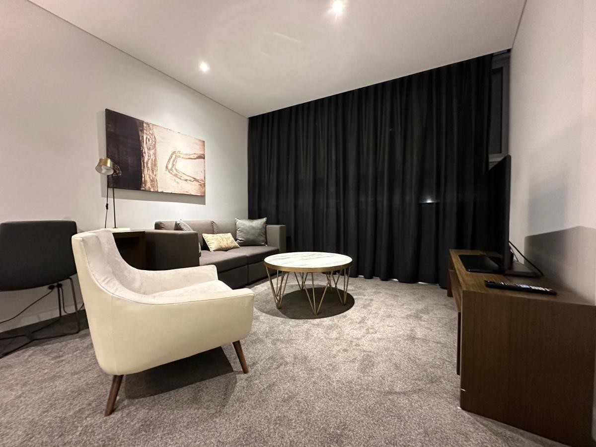 Chatswood Cbd Modern * Sydney