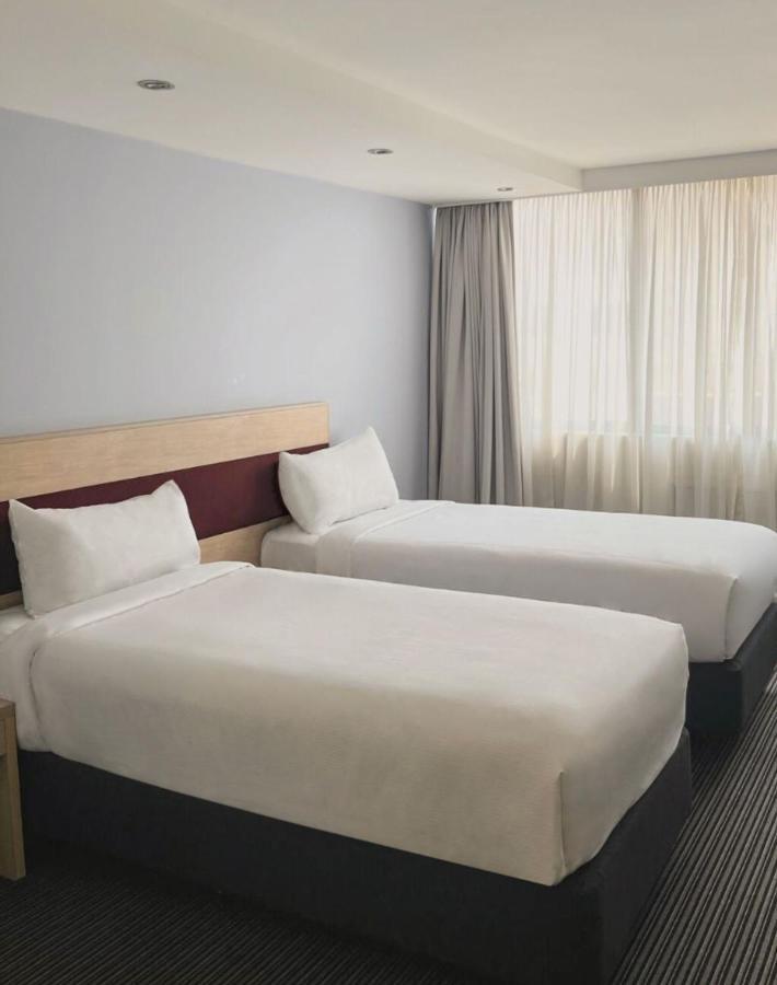 Central Studio Hotel