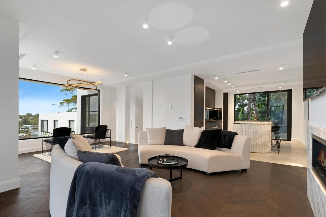 Luxury Waterside Sanctuary