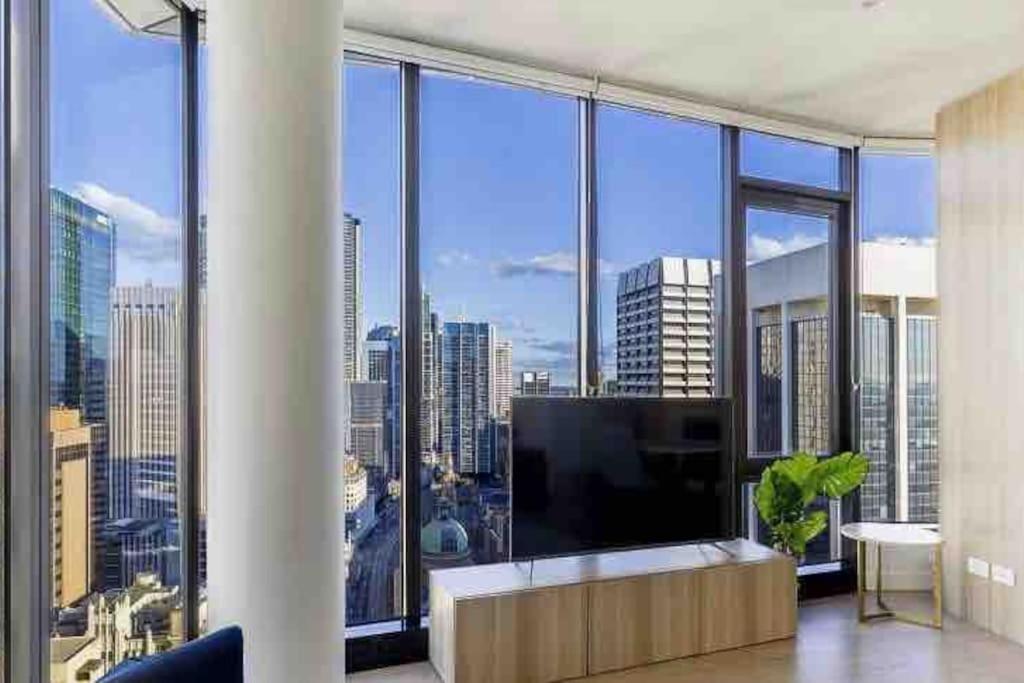 Luxury In Cbd Apartment