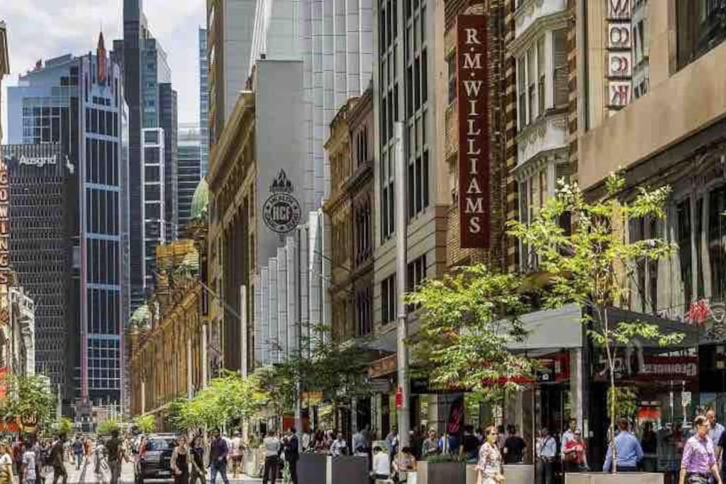 Luxury In Cbd Apartment