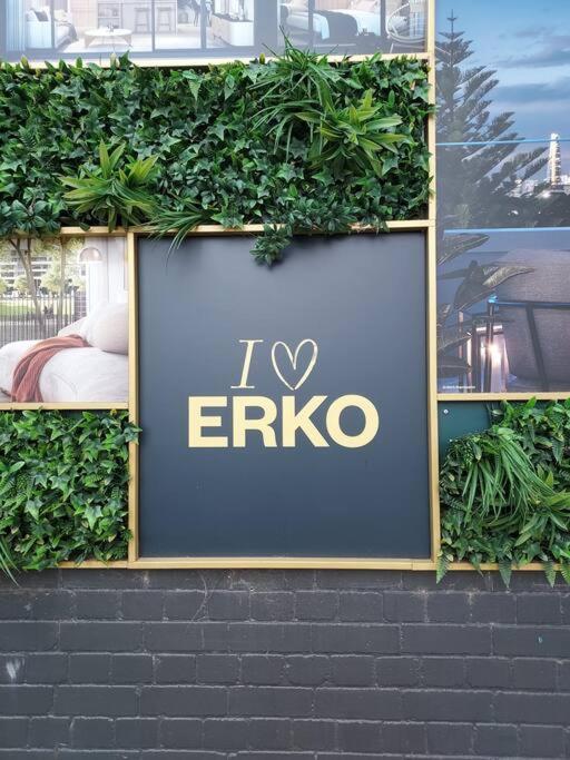 Erskineville * Sydney