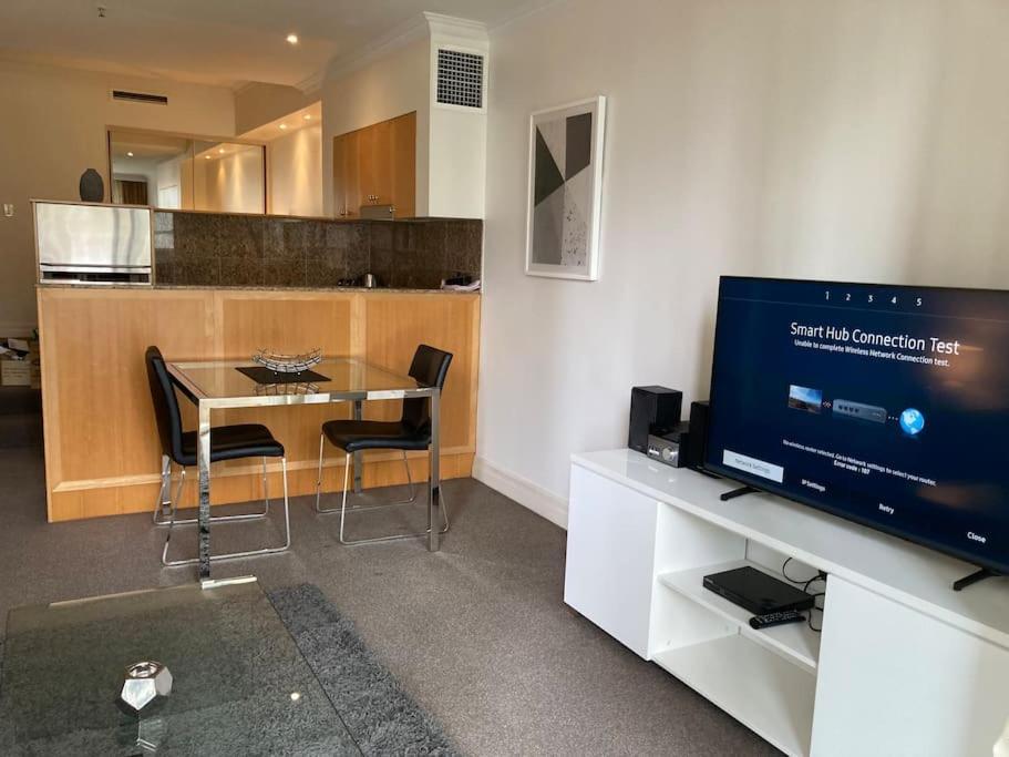Cbd Corporate Bon002810 * Sidney