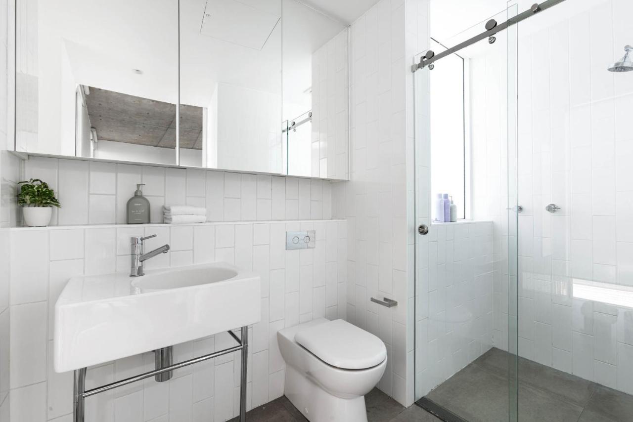 Apartment The Chromatic By Urban Rest *