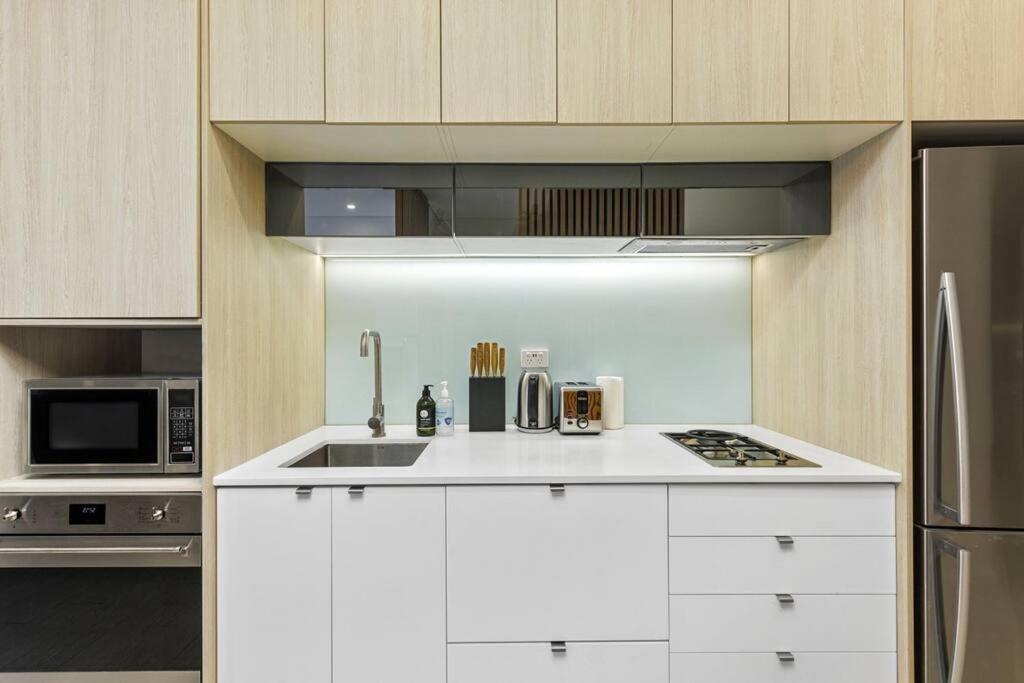 Spacious One Bed Apt In Ashfield * Sydney