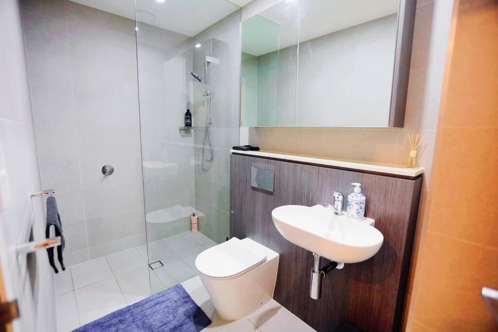3br Apt Near Stadiums, Family-friendly, Cozy Decor Apartamento Sidney