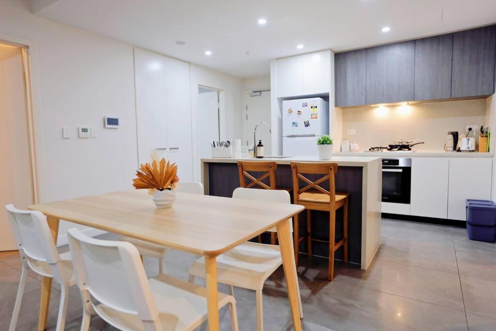 3br Apt Near Stadiums, Family-friendly, Cozy Decor * Sidney