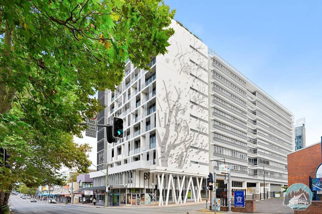Aircabin - Chatswood - Walk To Station - 2 Beds Apt Apartment