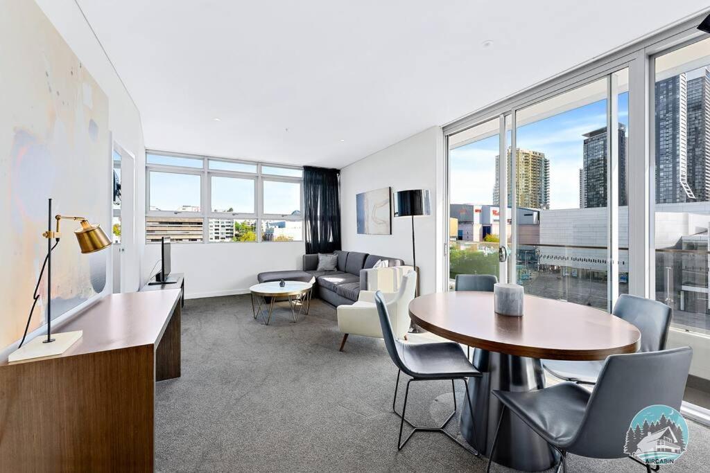 Aircabin - Chatswood - Walk To Station - 2 Beds Apt Apartment