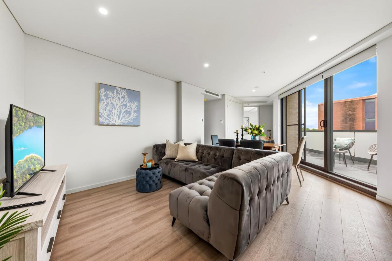 Elegant And Modern Style For Long Term Tenants In Dulwich Hill Apartment Sydney