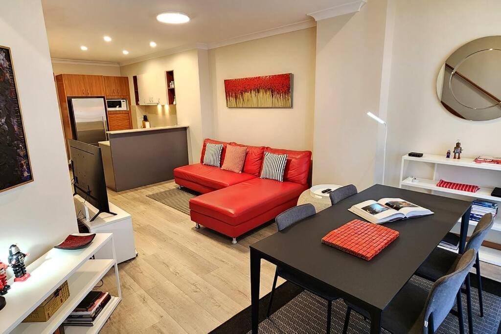 Location And Lifestyle - 2 Bed, 2 Bath And Parking *