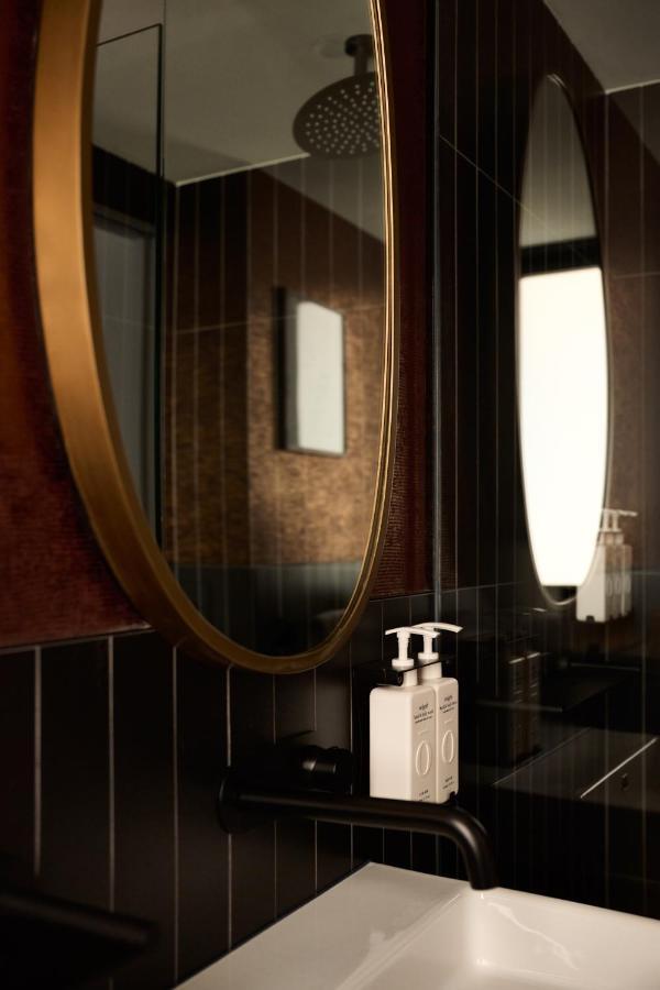 Hotel Morris Sydney, Handwritten Collection 4*