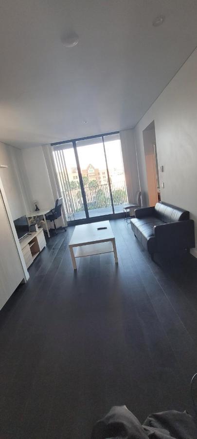 1bed & Large Study In The Heart Of Parramatta Apartamento Sidney