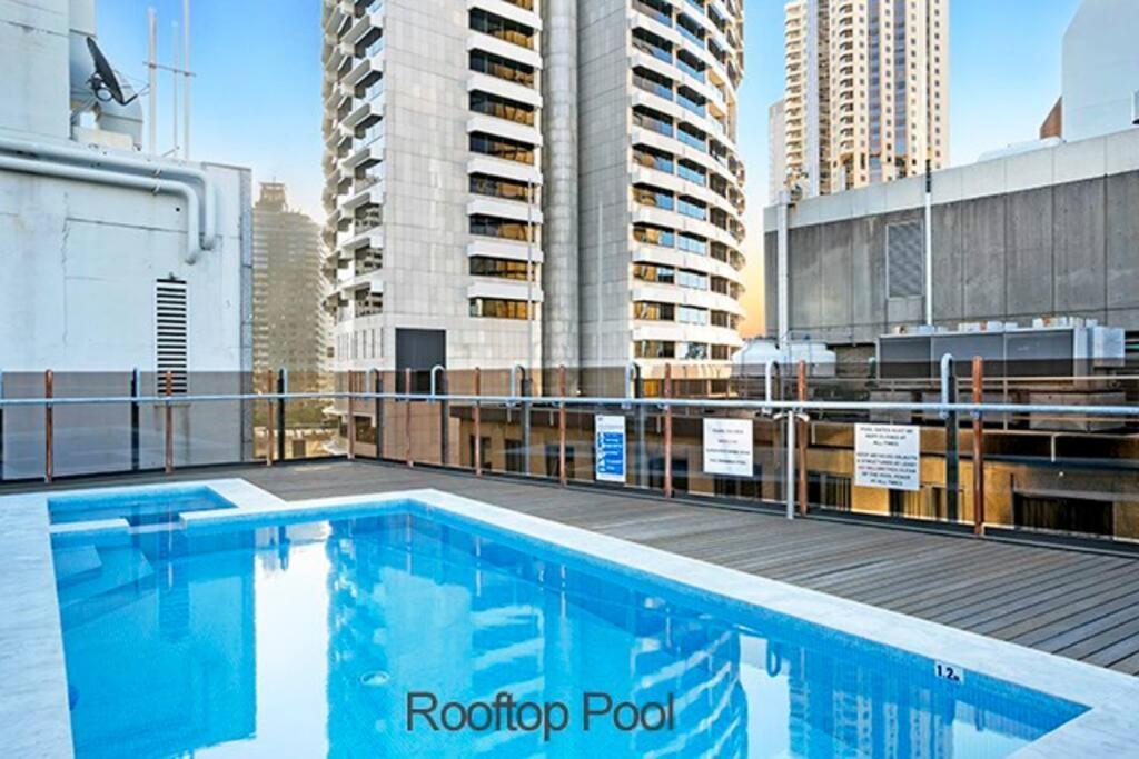 Cldn4- In Cbd With Pool Apartment Sydney