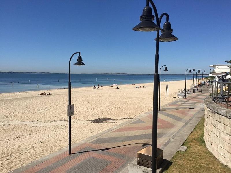 Homestay Small B Of South Bay And Airport Sydney