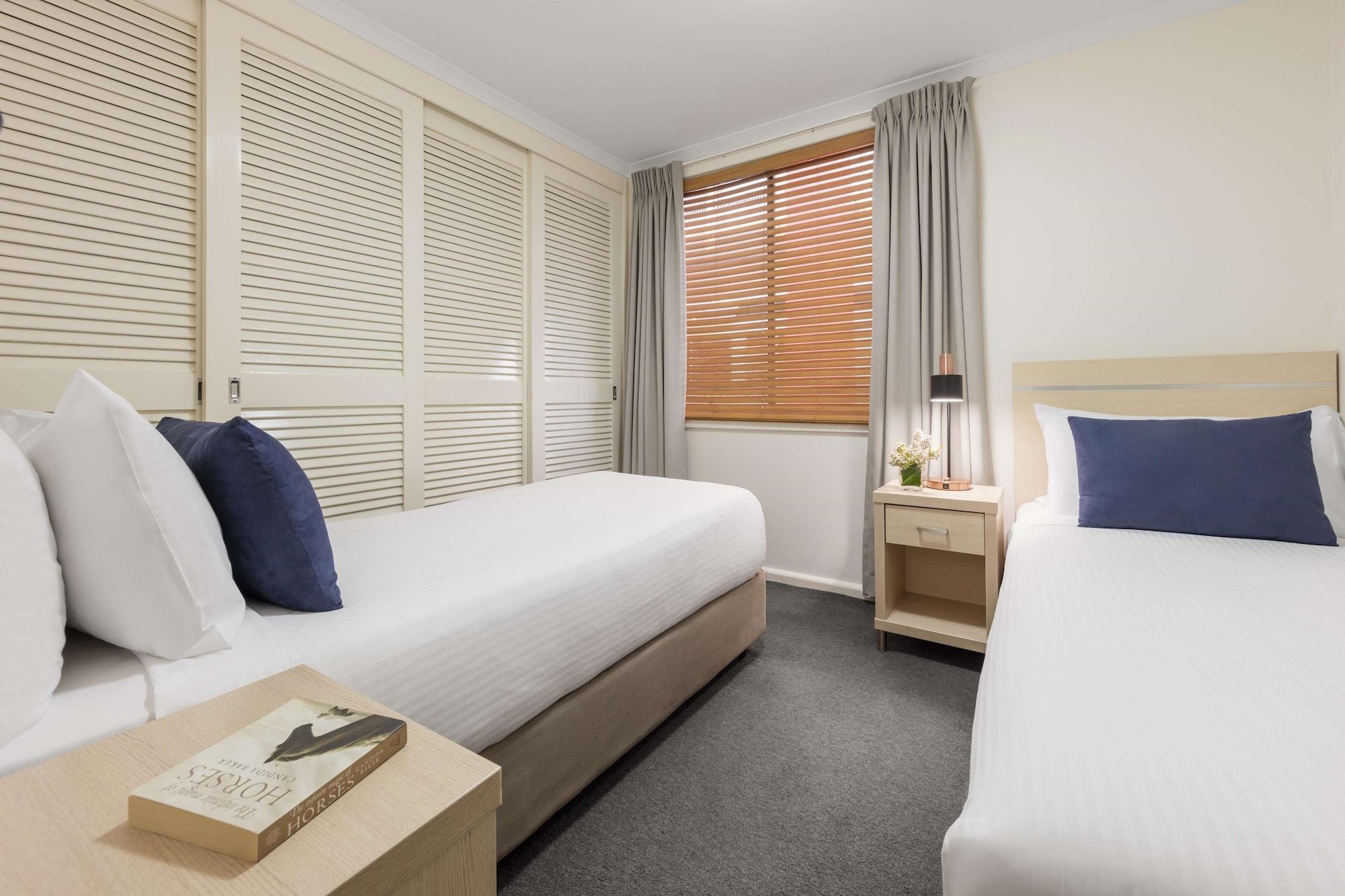 Oaks Goldsbrough Sydney