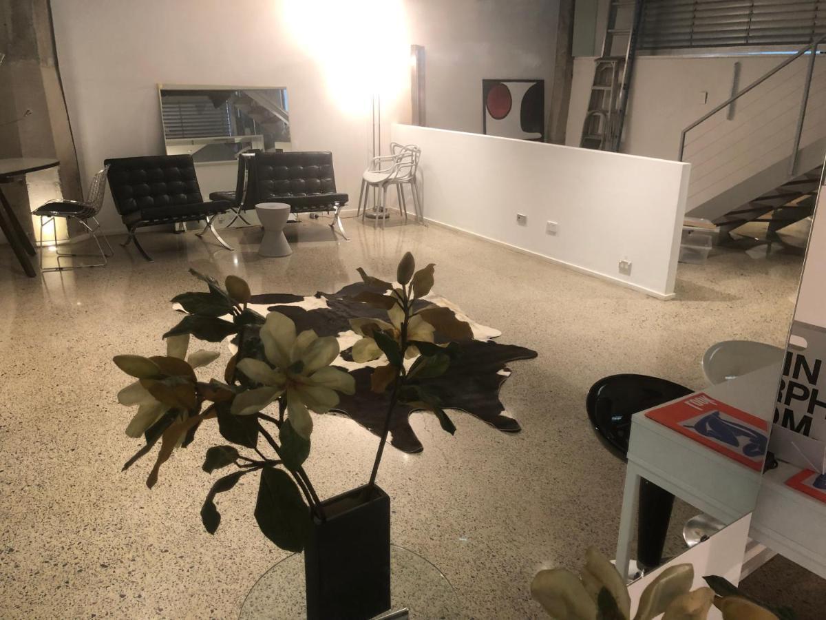 Architectural Loft: Rooftop Garden Oasis With Views Sidney