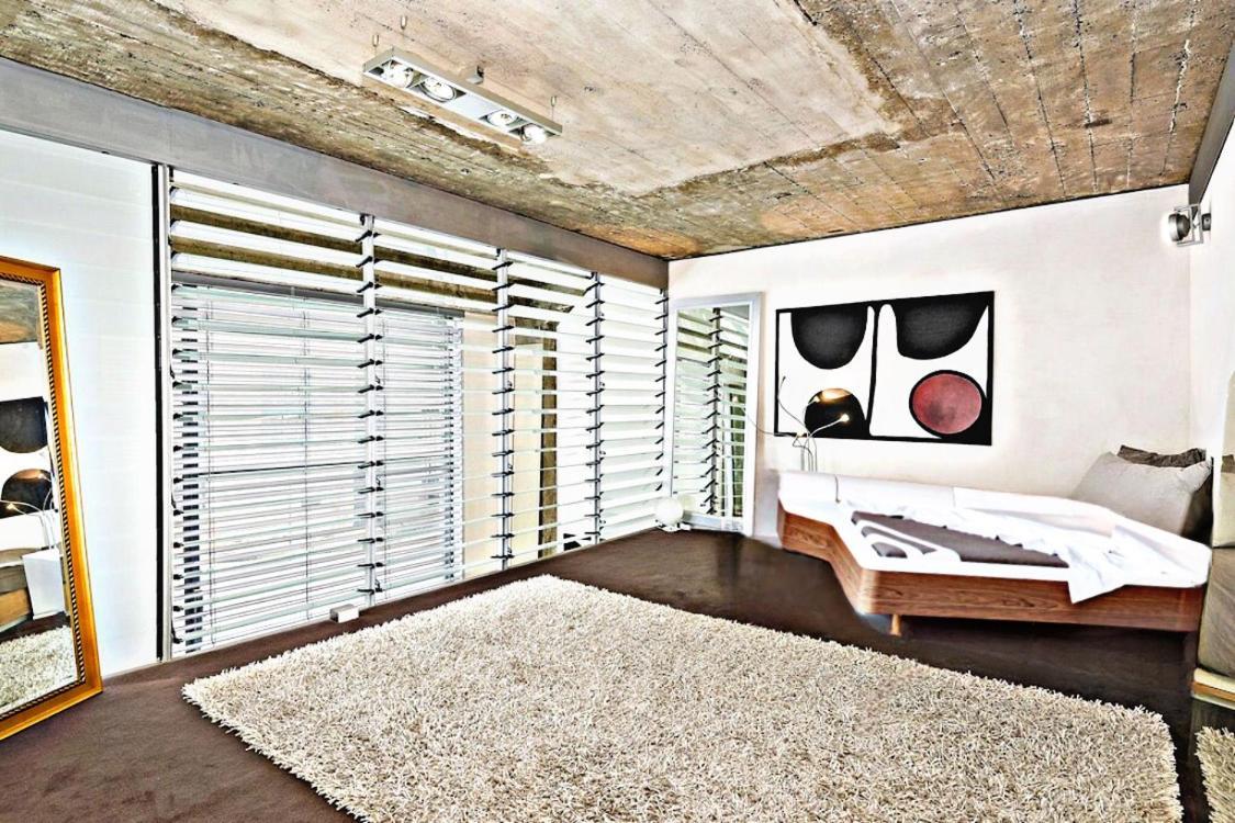 Architectural Loft: Rooftop Garden Oasis With Views Sidney