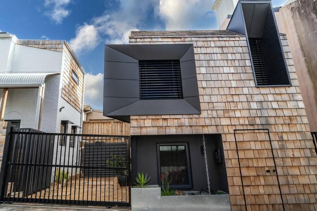'the Honeycomb' Experience Passive Nordic Design Holiday home Sydney