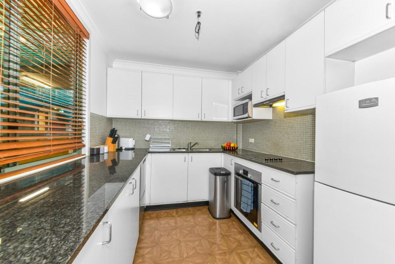 Goldsbrough 2 Bedrooms Split