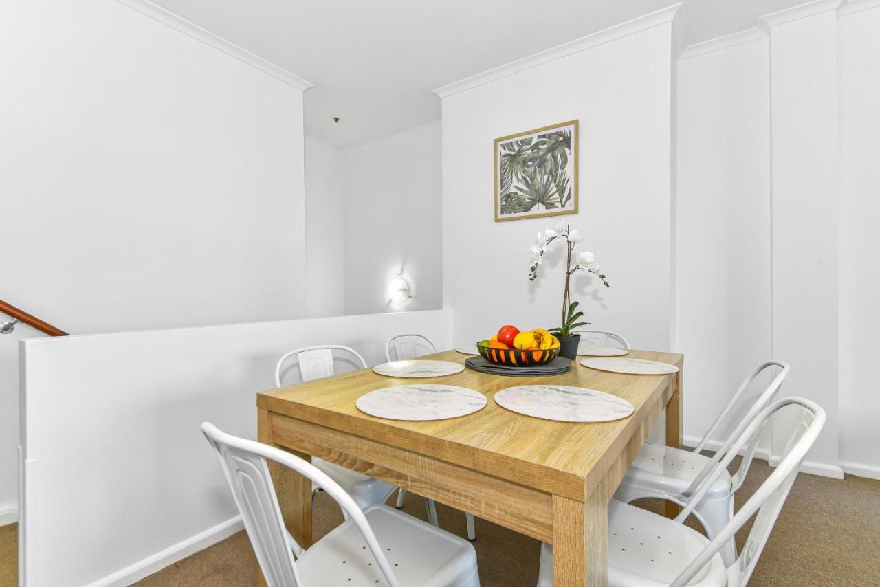 Goldsbrough 2 Bedrooms Split Aparthotel Sydney