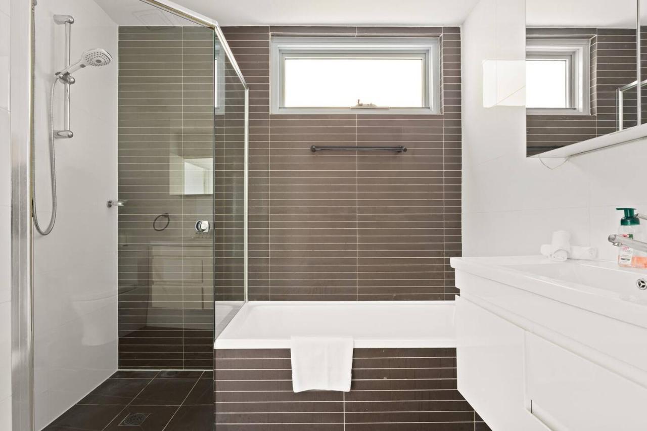 Sunshine Pacific - A Spacious Boutique Apartamento