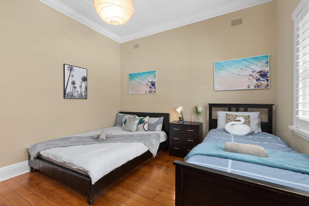 Cozy House In Kensington Near Unsw & Light Railway Holiday home *