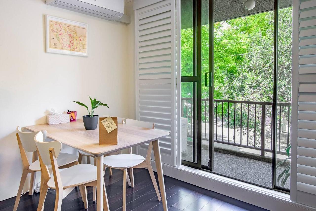 Apartment Chic Surry Hills Style With Parking Sydney